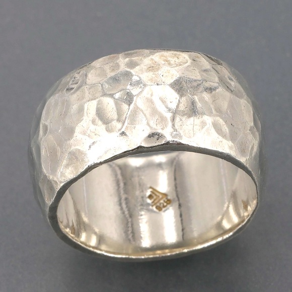 Silpada Vintage Heavy Hammered 
Sterling Silver Wide Band Ring Size 8 - Picture 6 of 8